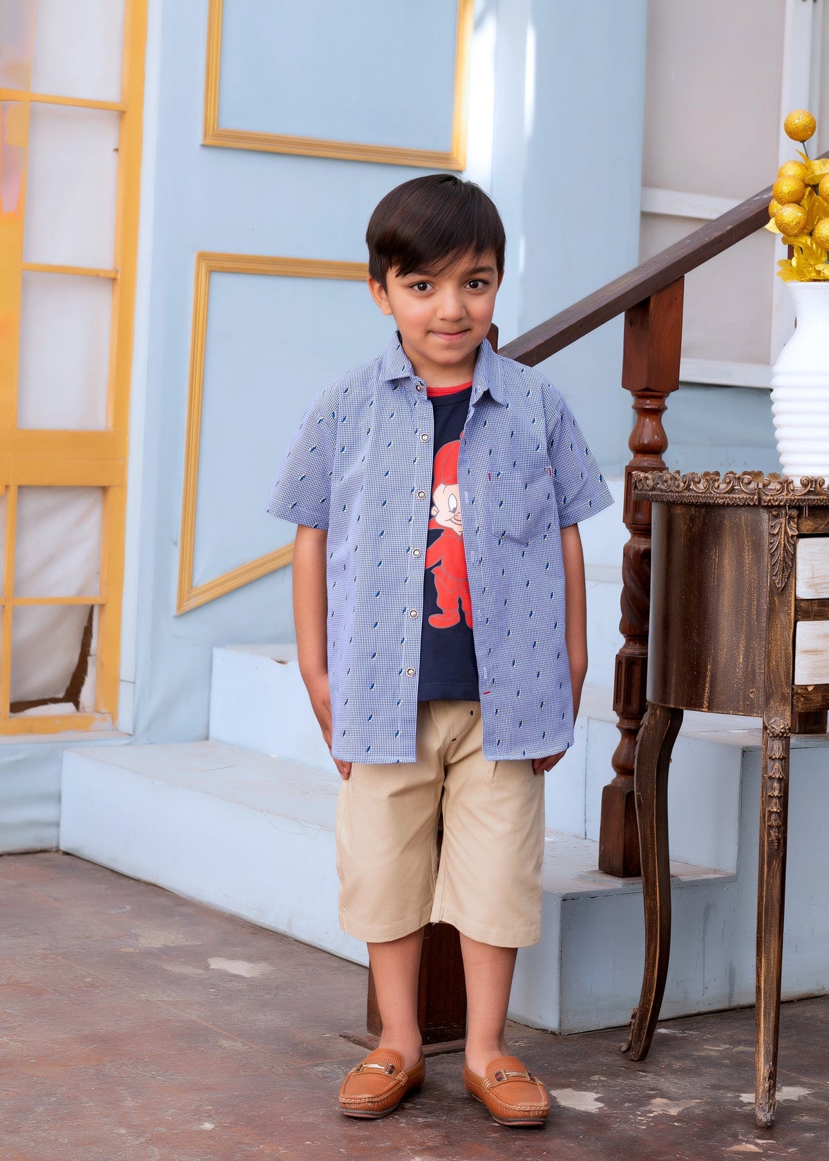 Boys' Premium Casual Summer Ensemble - Blue Patterned Shirt & Khaki Shorts Set Vesto.Pk